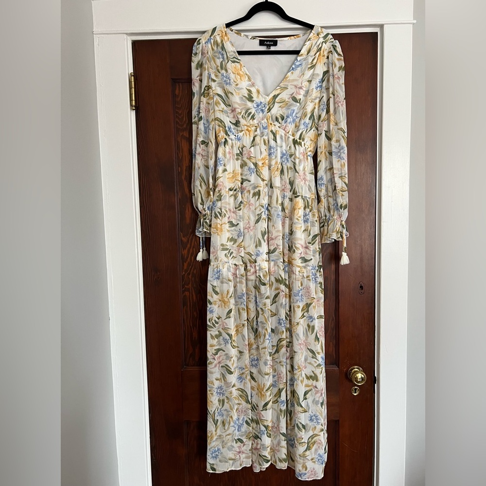 Floral print maxi dress, button down